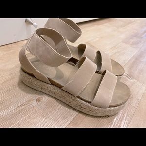 Esprit nude platform Sandals